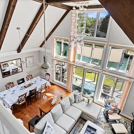 Waterfront 5-Bedroom Home In Ocean Pines Spacious & Luxurious Retreat